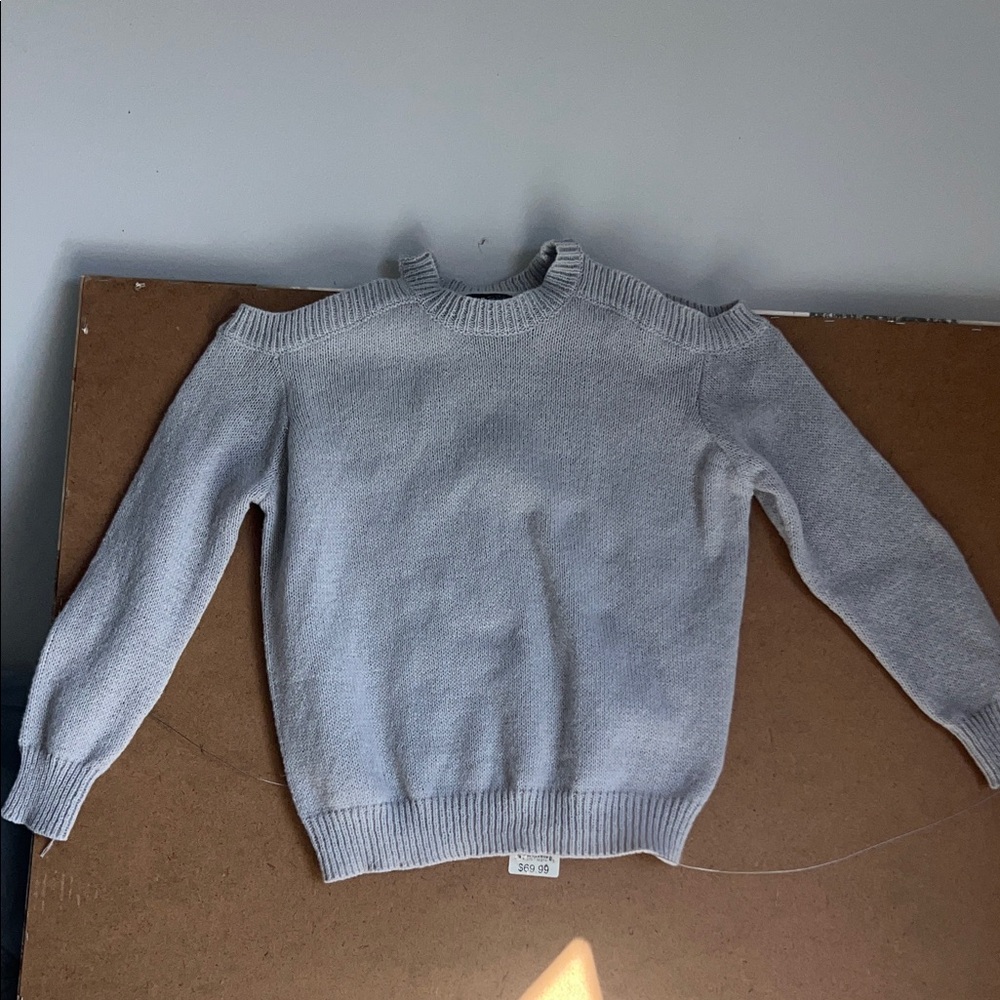 Men's Classic Gray Crewneck Sweater.  ‎ CAJA # 3